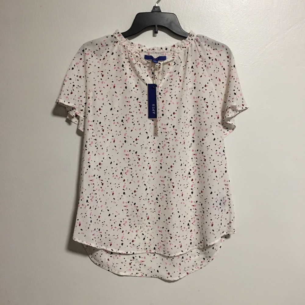 NEW with tag Apt 9 shirt